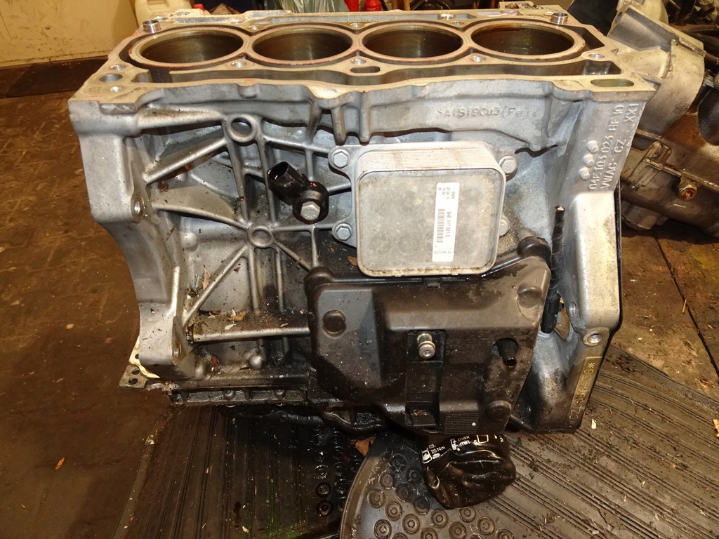 фото №7, Seat leon iii блок двигателя 1.4tsi 04e103023bf