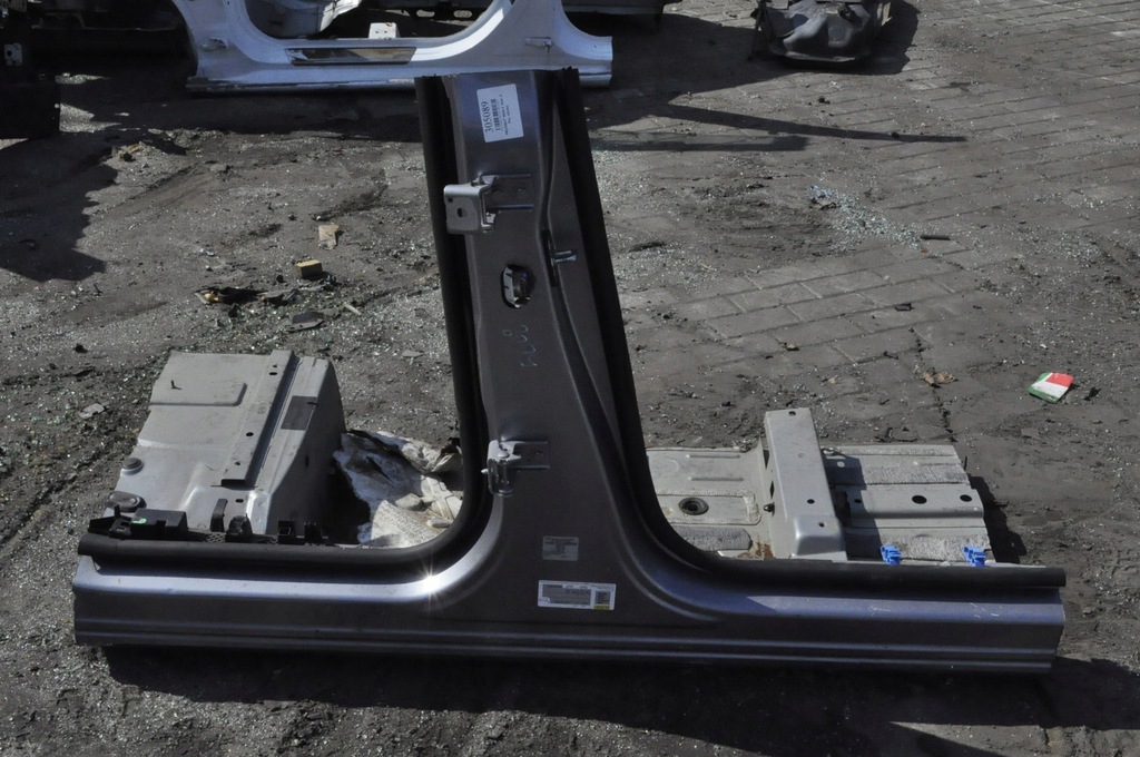 фото №1, Peugeot 5008 ii блок двигуна поріг правий