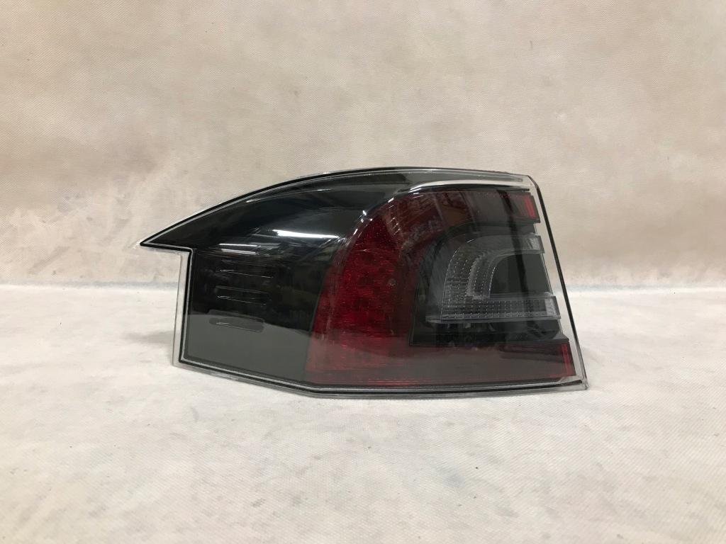 Купить Tesla model s фара задняя левая led европа!