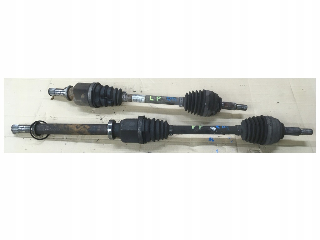 фото №1, Приводной вал renault clio iii 1.5 dci 8200323137