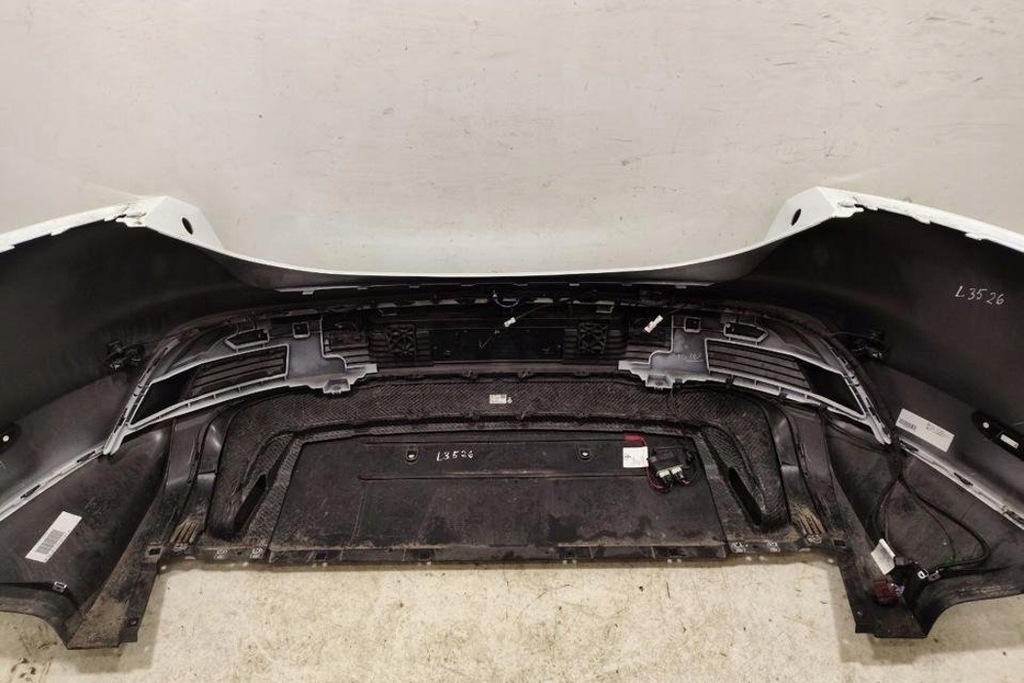 фото №16, Бампер задній porsche taycan 9j1807568 electric 390kw 2021