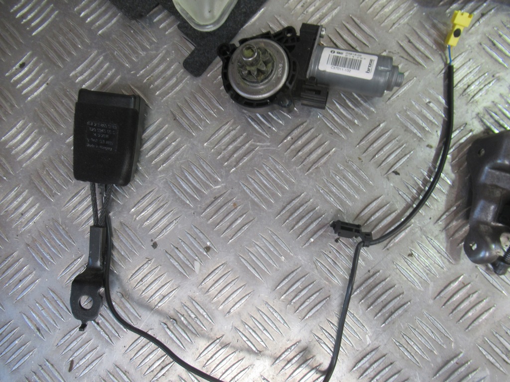 фото №11, Mercedes w213 помпа сиденье двигатели набор