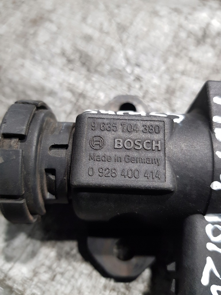фото №7, Citroen c5 2.0 клапан вакуумa 0928400414 9635704380