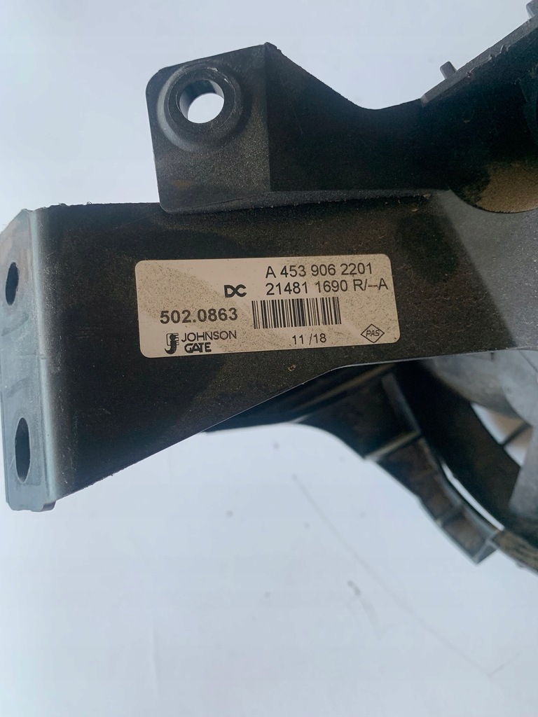 фото №4, Вентилятор вентилятор 214811690 twingo iii