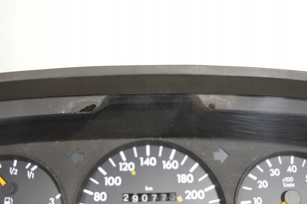 Счетчик приборы mercedes w126 c126 560sec 560sel 560se европа Киев