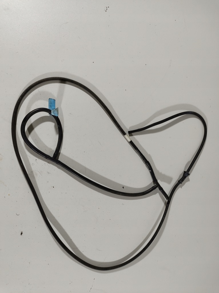 фото №1, Volvo v60 13r- провода омывателя