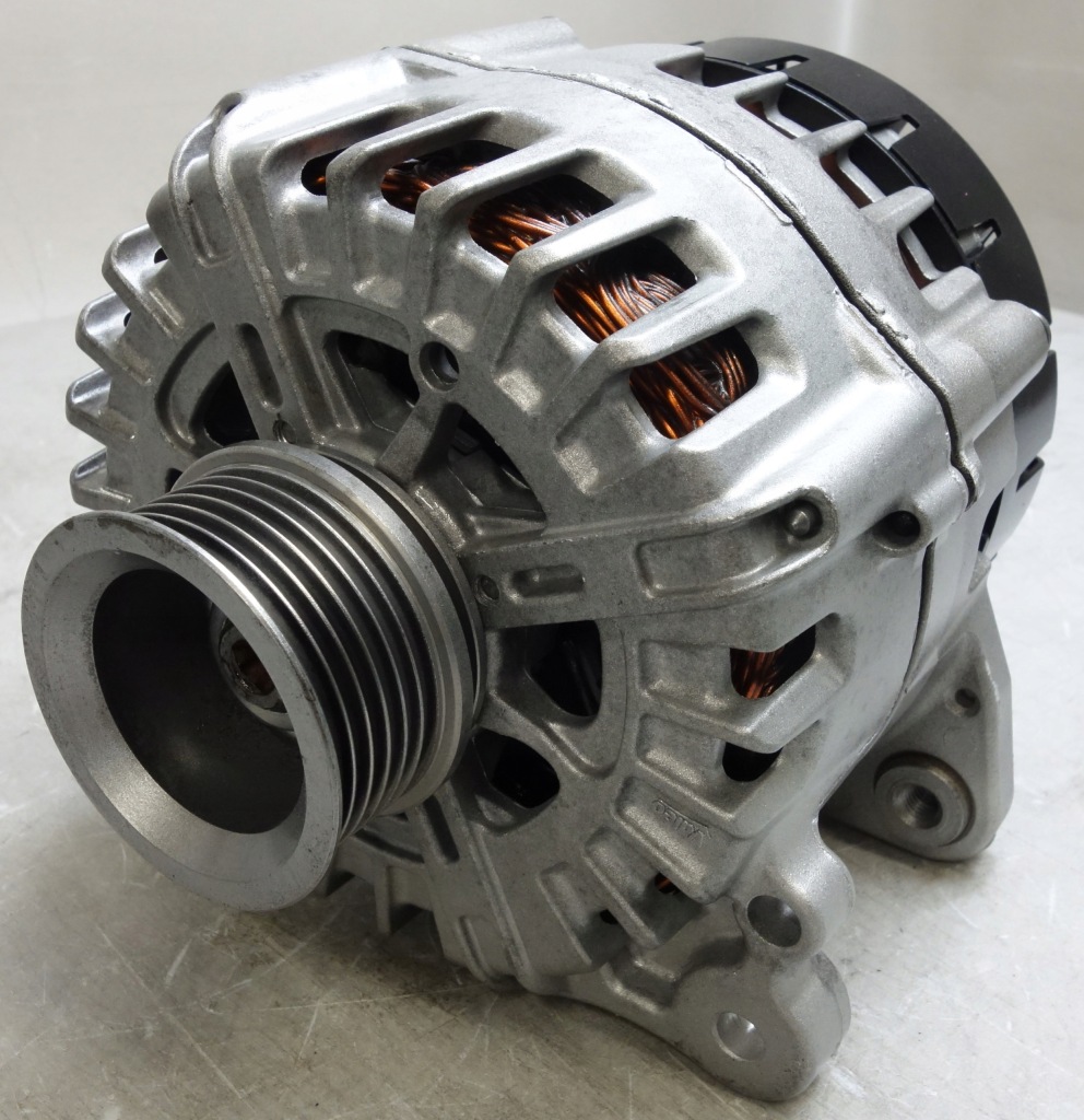 Купити Генератор vw audi q5 valeo 180a 06m903027c