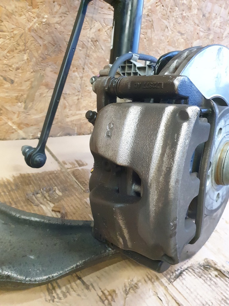 фото №5, Mercedes glb x247 поворотный кулак левый перед рычаг комплект 2.0 cdi