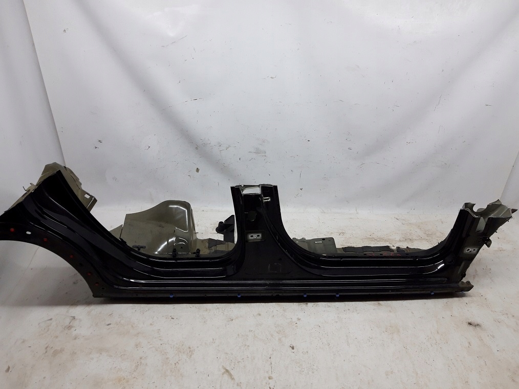 фото №1, Citroen c3 iii 2016-- порог правый