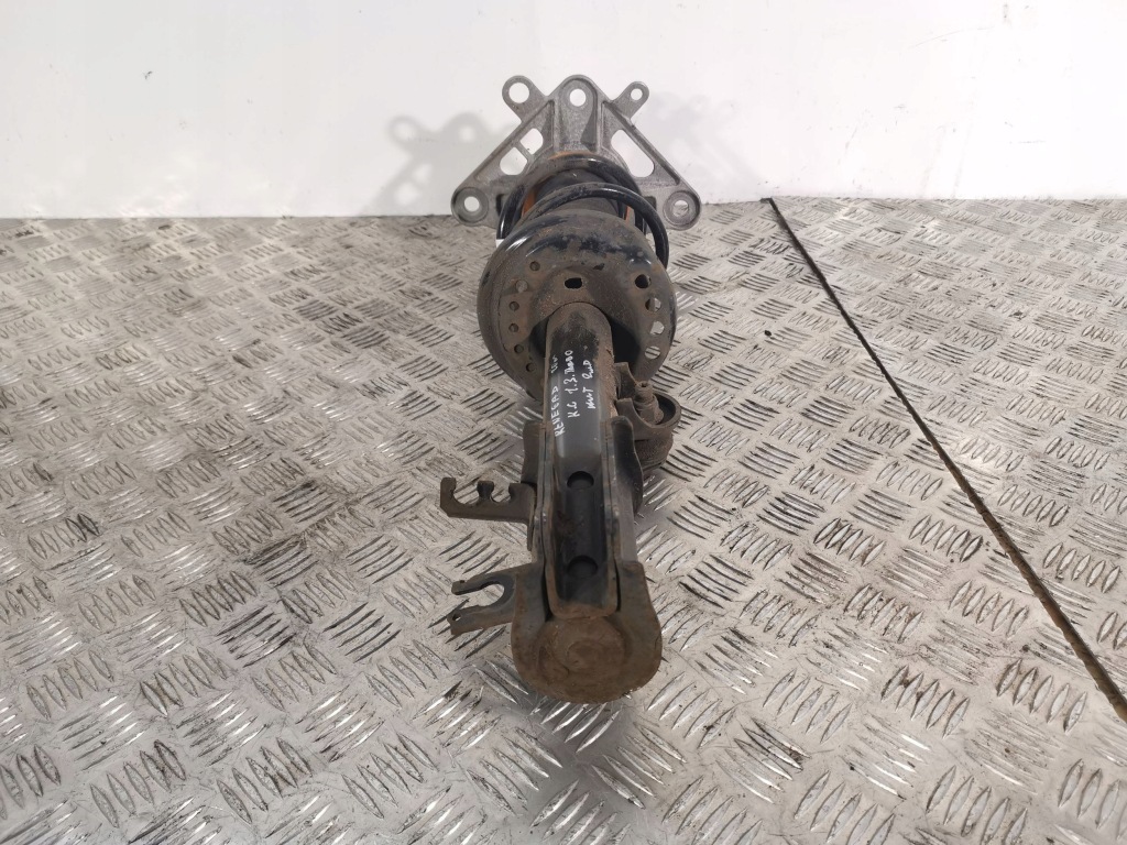 2020 jeep renegade амортизатор задний ze пружина 00521045150 с Разборки