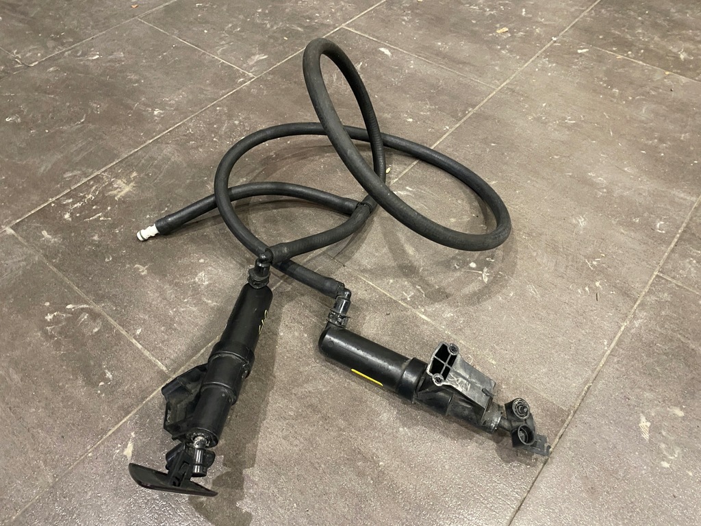 фото №1, Омивачі лампа volvo s40 ii v50