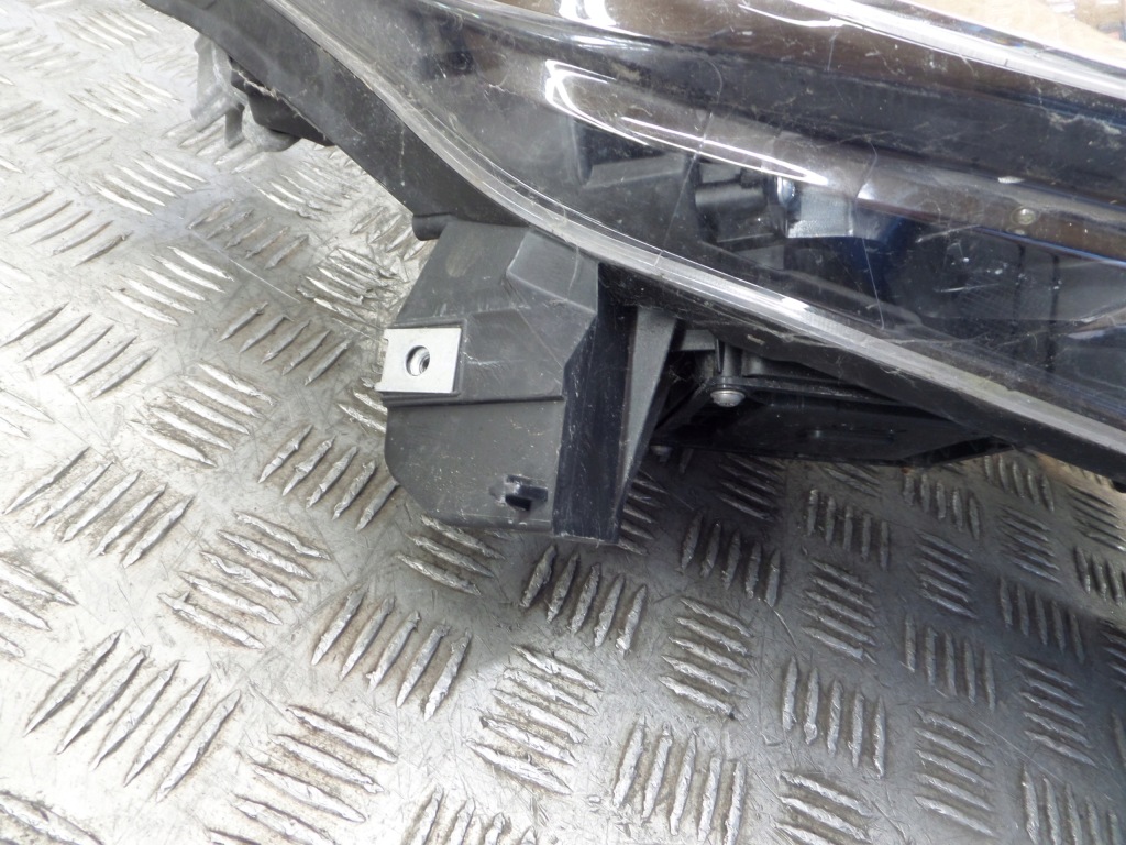 фото №5, Renault kadjar фара правый перед 260107703r