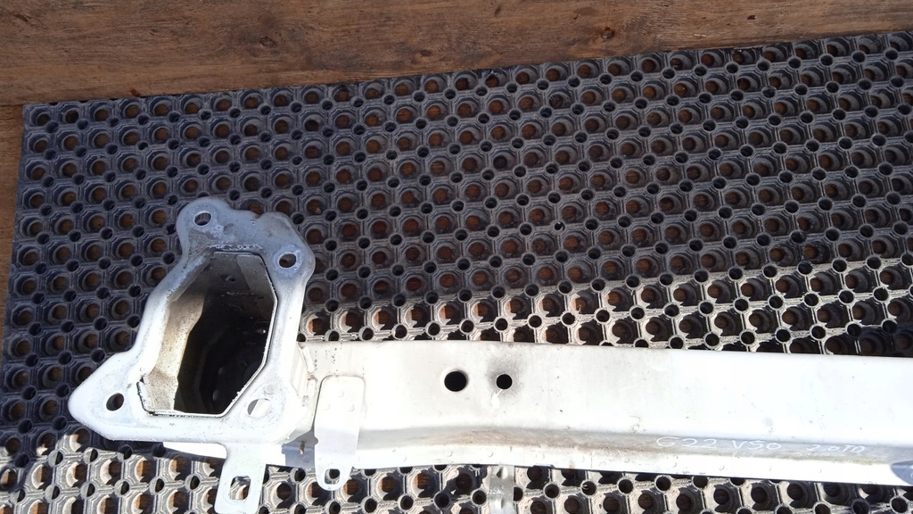 фото №9, Volvo v50 ii fl балка бампера перед 426-26