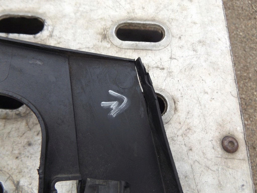 Захист поперечина передній впуск поперечина mercedes cls w218 Доставка