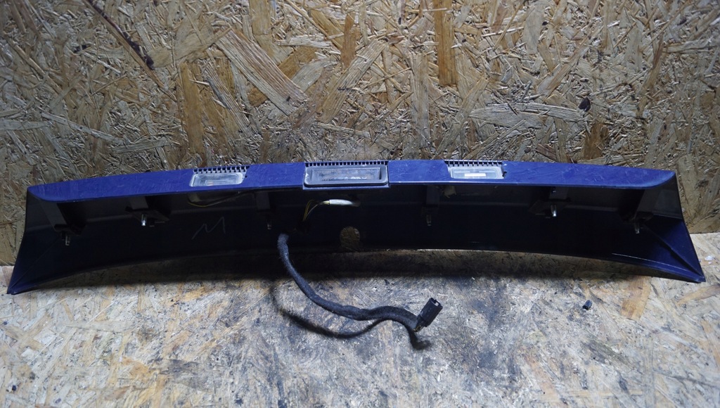 фото №12, Ford fiesta mk 7 комплектная накладка крышки задняя