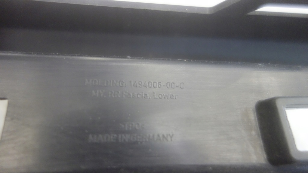 фото №11, Tesla model y диффузор спойлер 1691886-00-a org