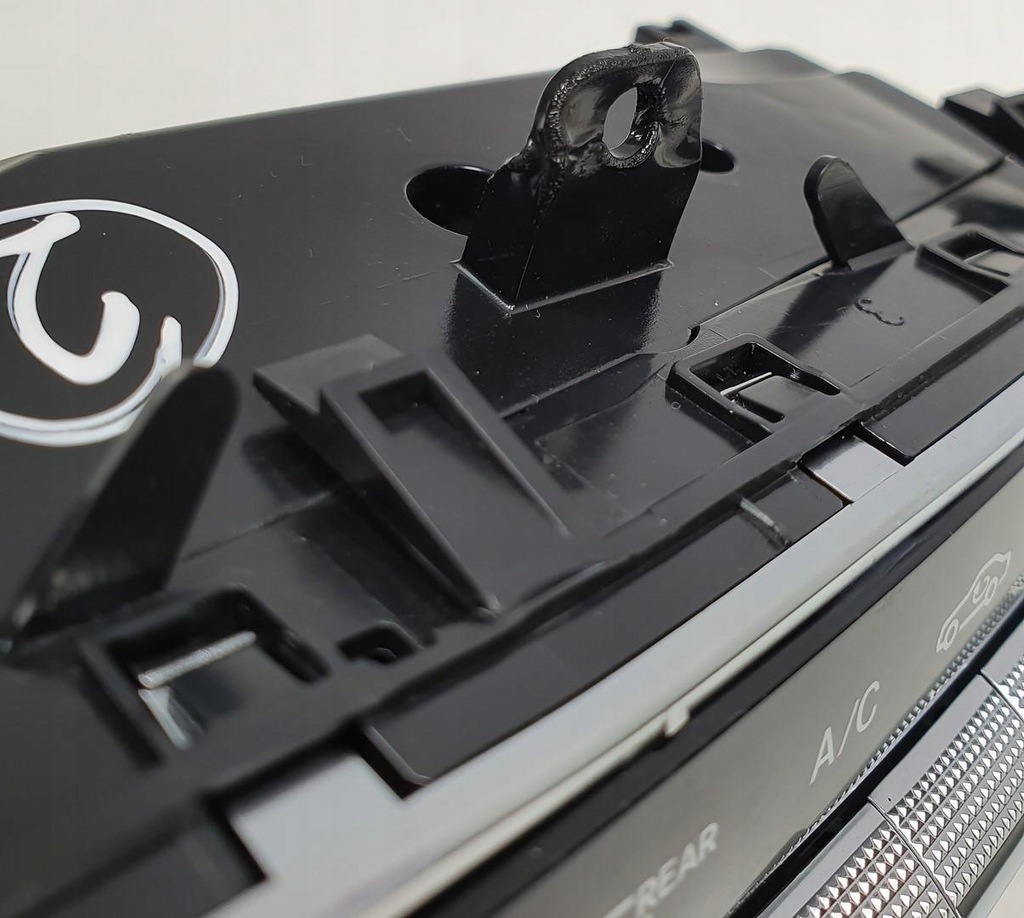 фото №7, Панель обдув кондиционера mercedes w253 w205