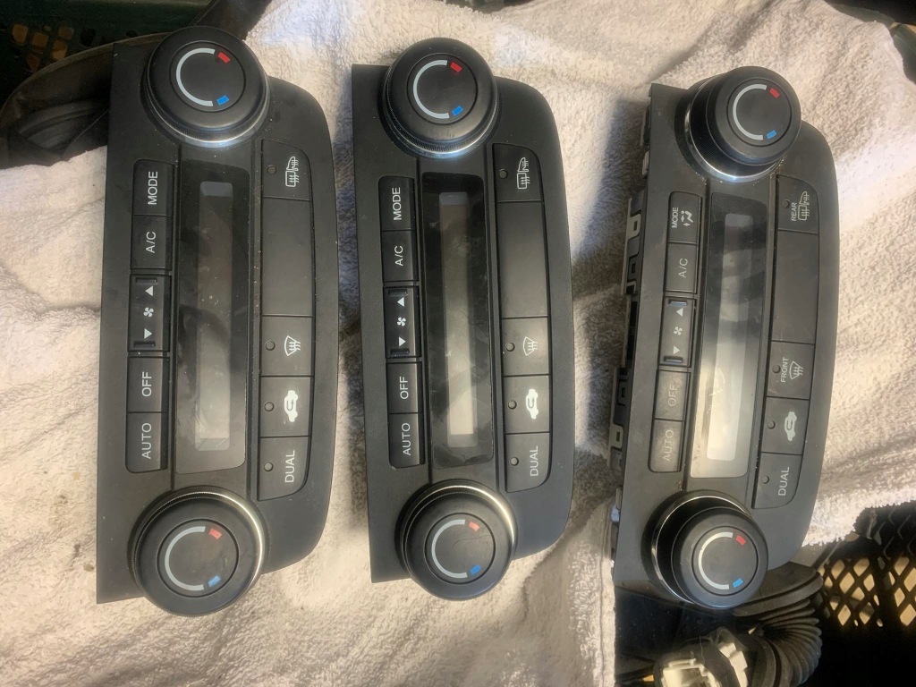 фото №1, Панель кондиціонера обдув honda cr-v iii 79600