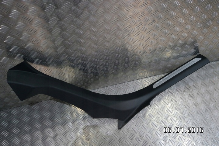 фото №1, Audi a8 d5 молдинг порог левая подсвеченная long