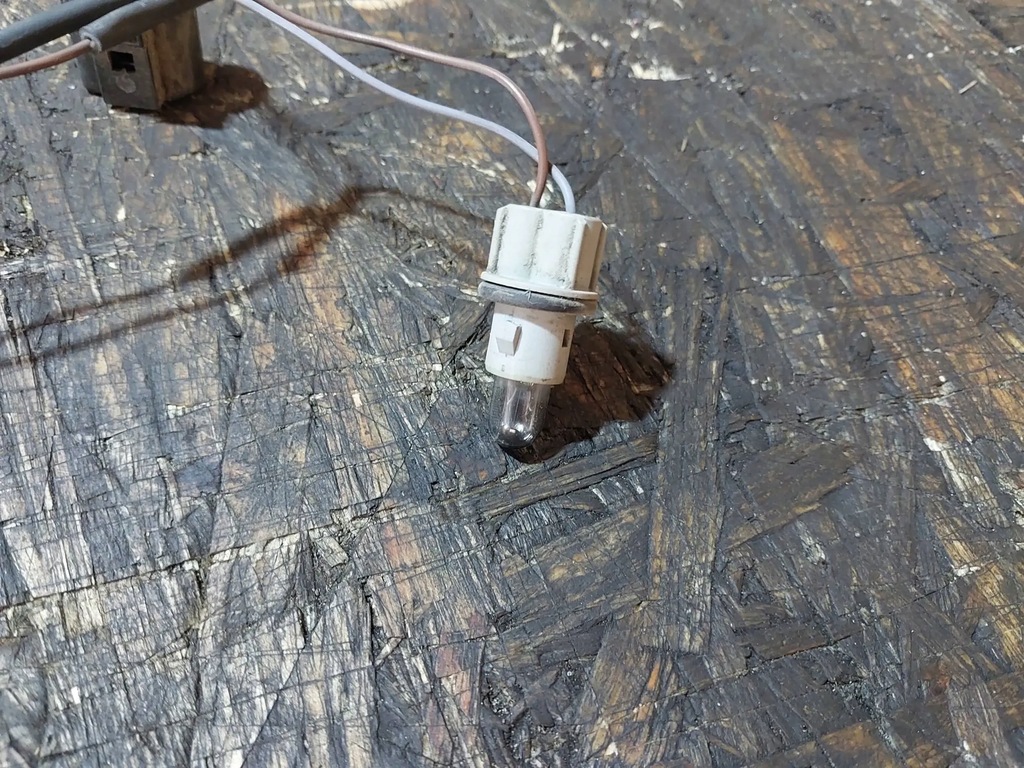 фото №7, Вкладиш лампи лівий лівий задня задній skoda roomster 1j0973722