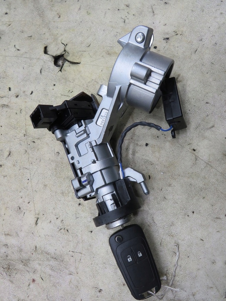 фото №9, Замок запалювання + 2 ключі / брелоки + імобілайзер opel adam 2012-2019r 13496392