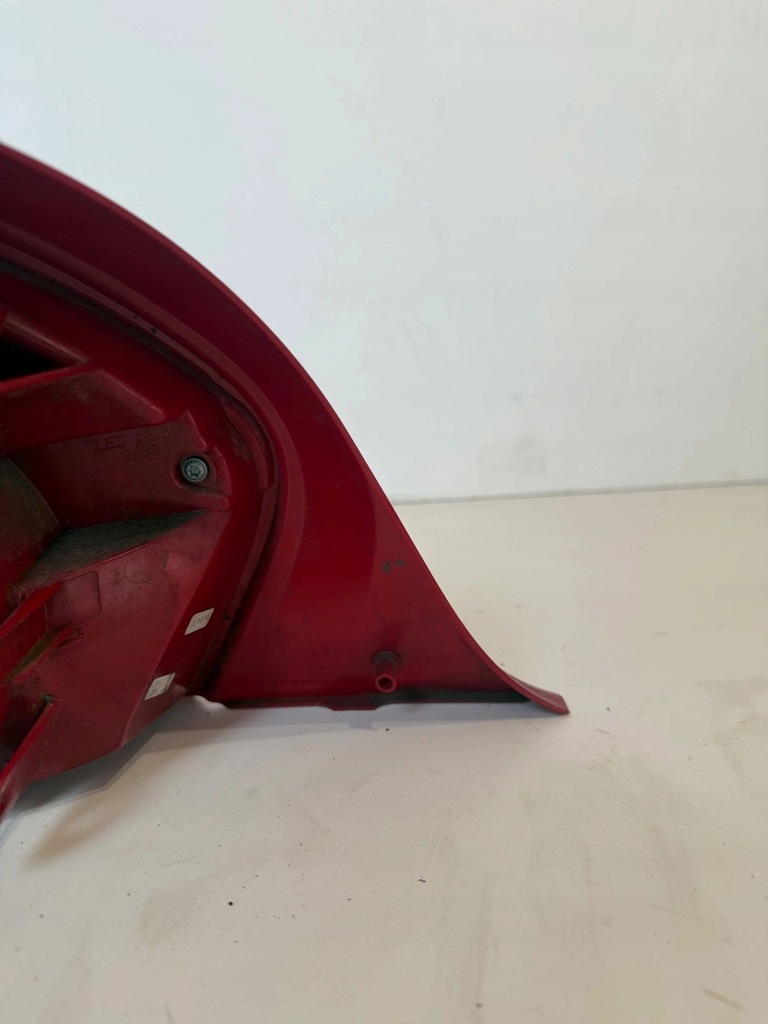 фото №8, Стекло фары лампа задняя задняя правая peugeot 208