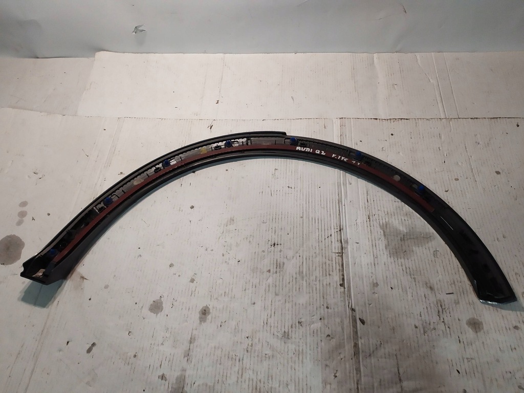 фото №8, Молдинг крыла накладка правый задняя audi q2 81a853818a