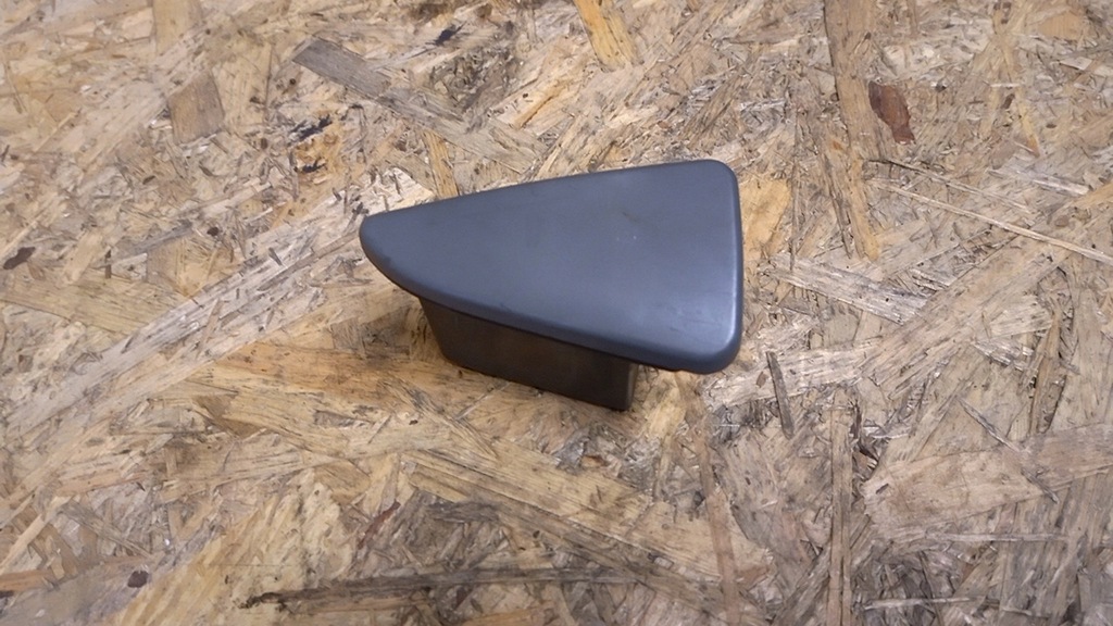 фото №1, Vw sharan alhambra 1,9 tdi 99 r пепельница