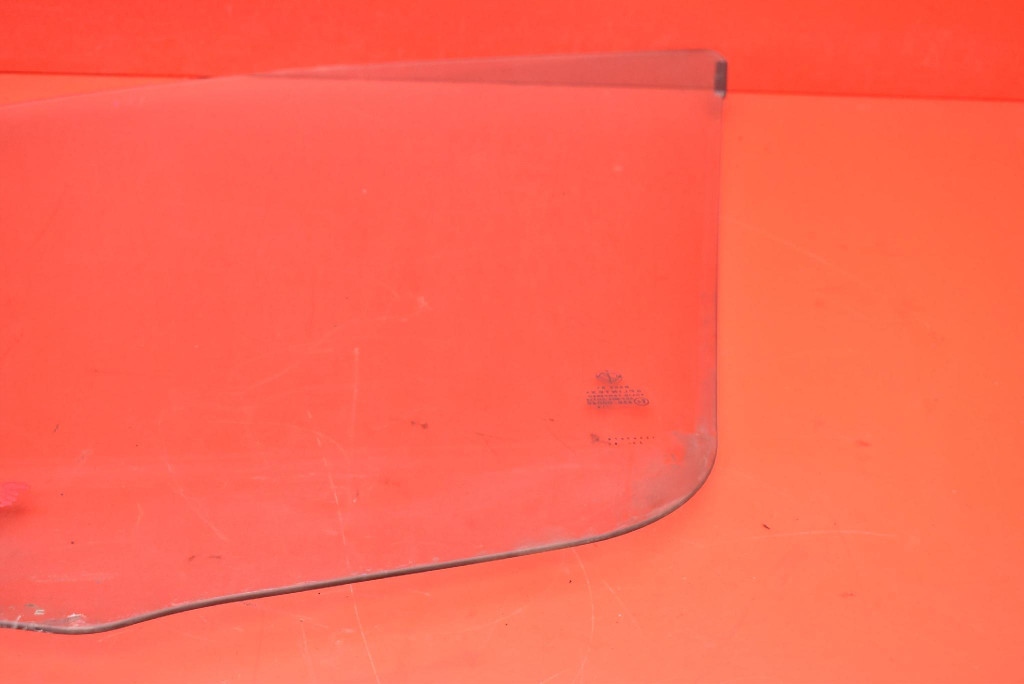 Скло бічна ліва перед передня lancia musa 1 i 04-07 Київ