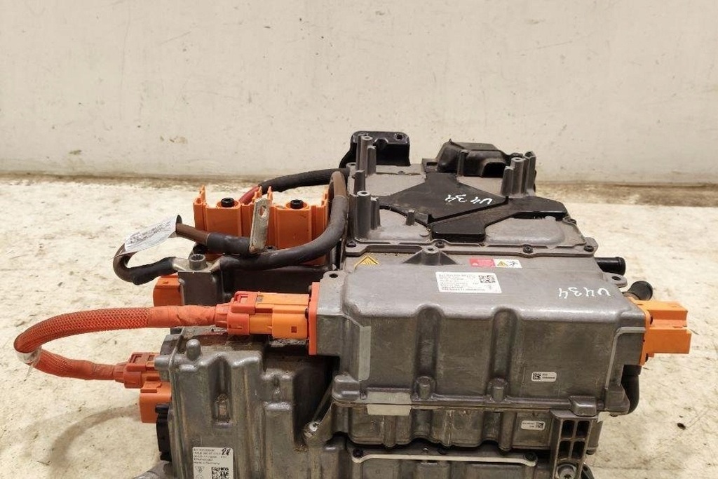 фото №10, Інвертор porsche taycan 9j1959663an electric 390kw 2021