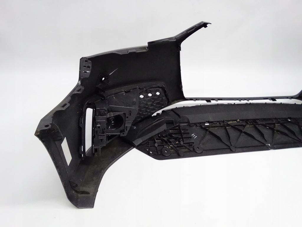 фото №13, Audi a4 b9 s-line competition 8w 18-19 бампер передний 8w0807437ab