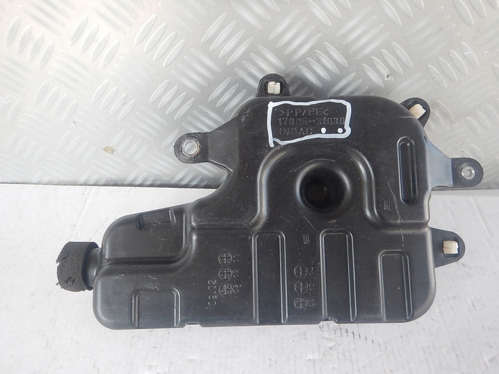 фото №1, Lexus оригінальний номер 17805-31030 гасник шумів резонатор