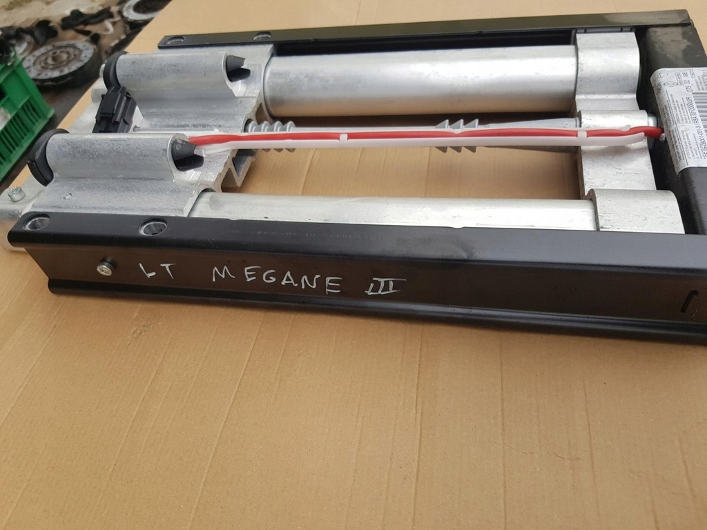 фото №8, Дуга дуга безопасности подголовники renault megane iii cabrio