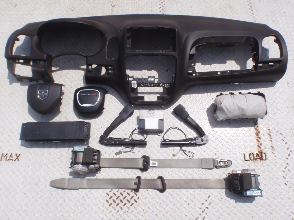 фото №8, Dodge caravan панель приладів консоль панель приладів подушки безпеки повітряні подушка безпеки ремені pas коричневий