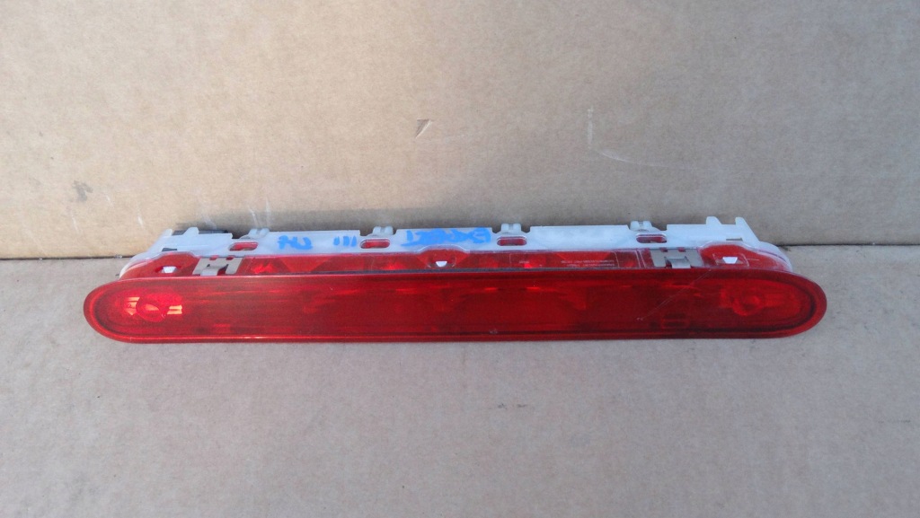 Купить Peugeot expert iii свет стоп 9811325980