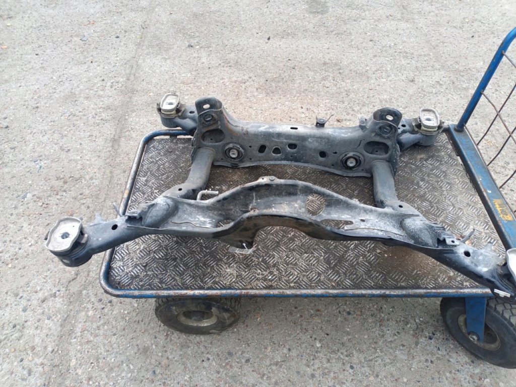 фото №5, Audi a6 c8 2.0 tdi 204km avant подрамник перед 4k0505235al