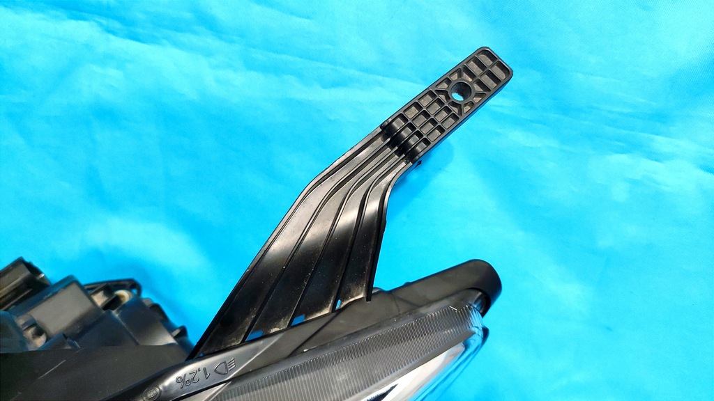 фото №9, Mg zs 2017 2018 2019 лампа фара обычный галогенный с led перед левая eur