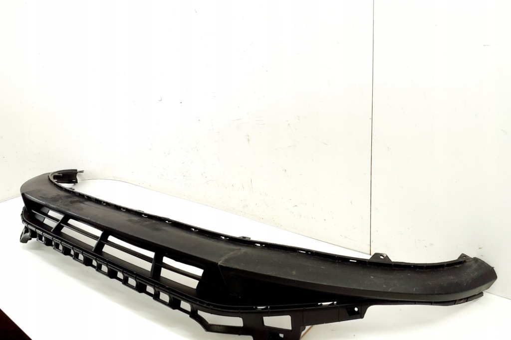 Решётка бампера средняя hyundai 86512q0000 2021 Киев