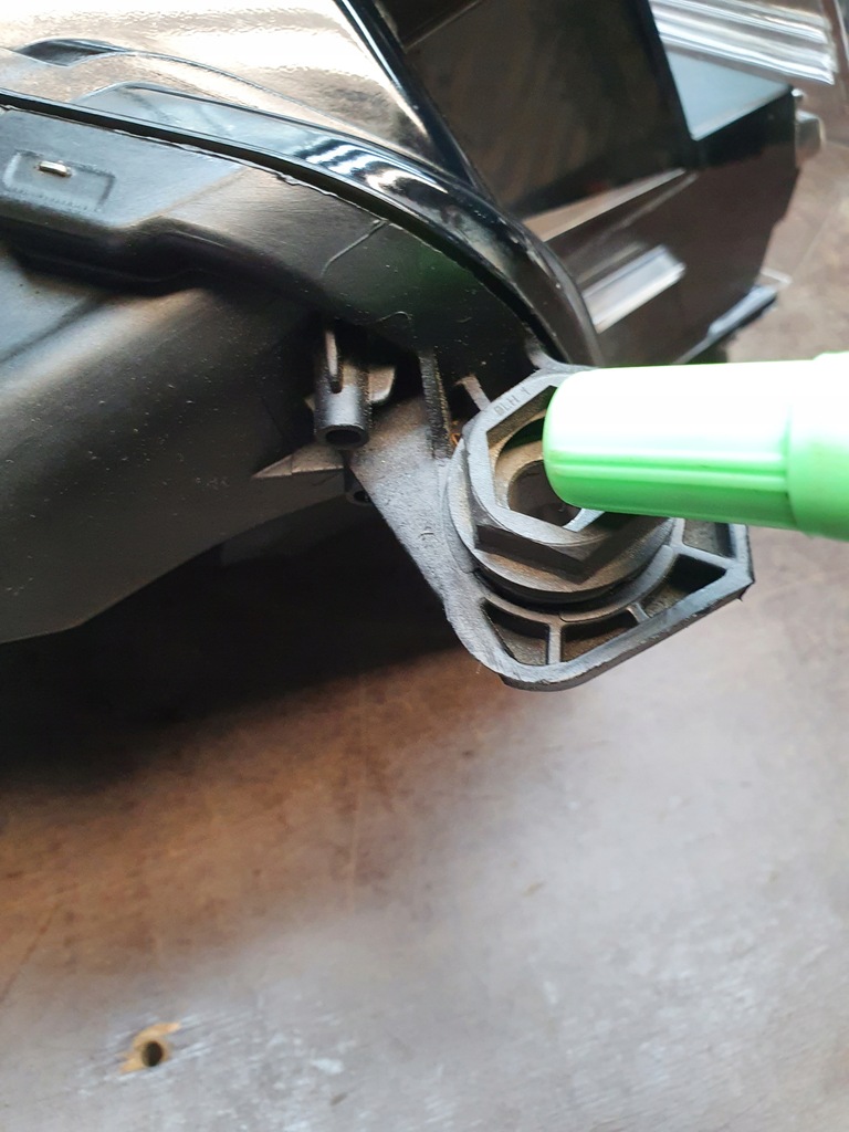 фото №10, Лампа перед ліва full led vw touareg iii 761