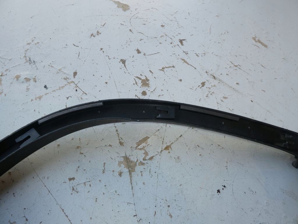 фото №5, Молдинг крыла левая задняя vw tiguan 5n 5n0854819c