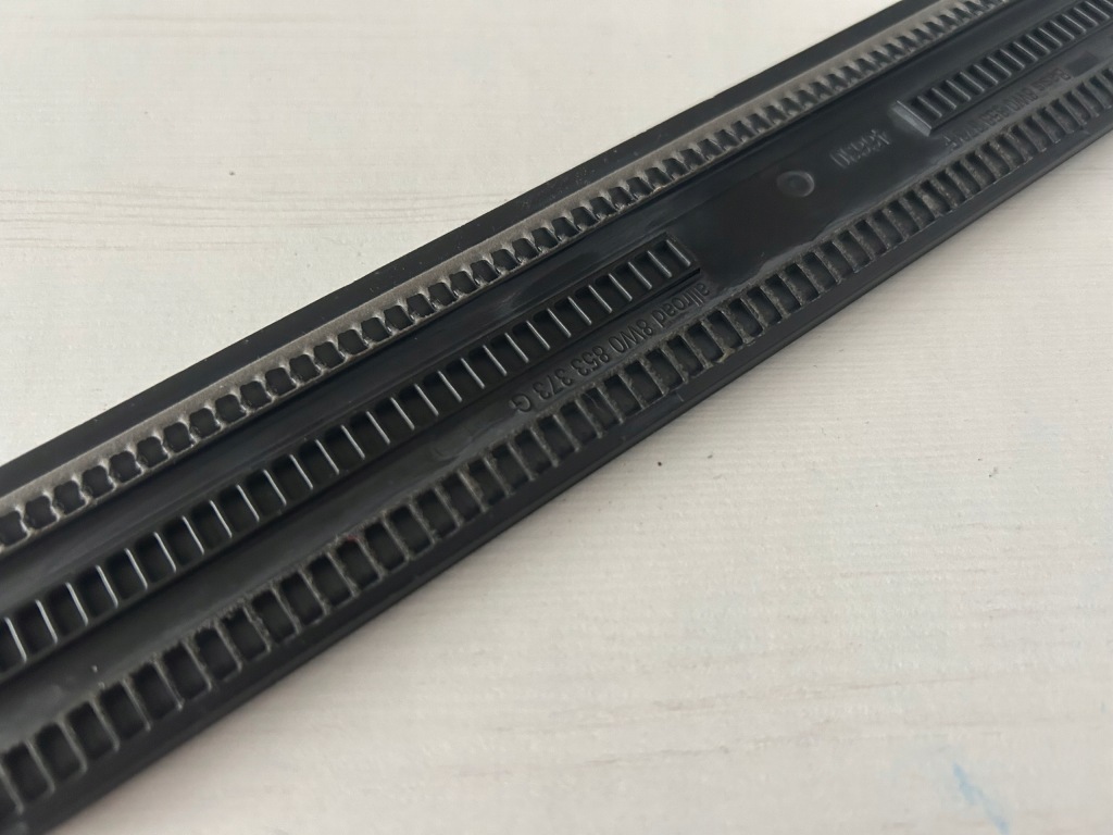 Audi a4 a5 b9 e-tron basis молдинг накладка поріг ліва перед 8w0 оригінальний номер вживаний Доставка