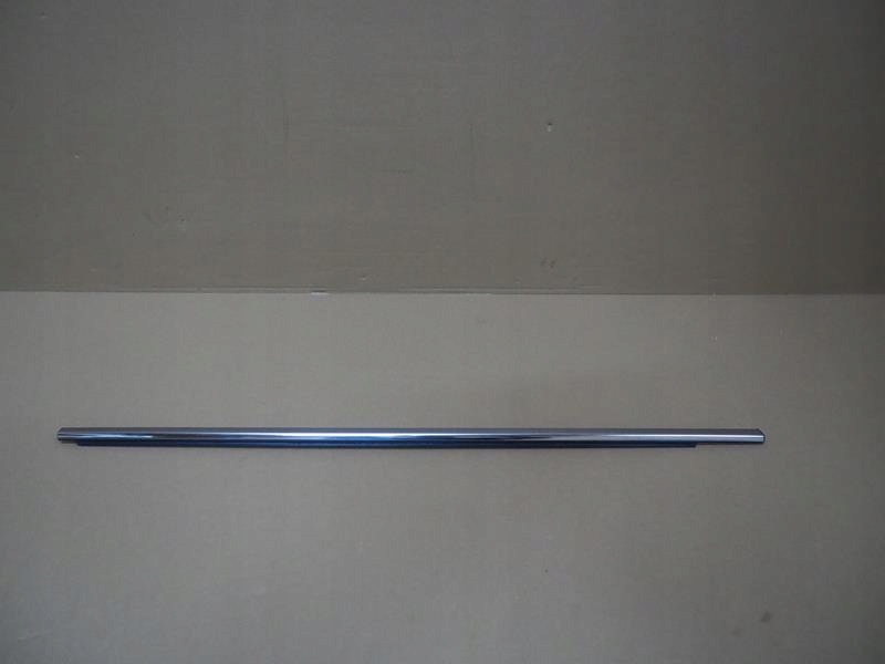 фото №1, Молдинг уплотнитель дверь parapet правый перед lexus nx