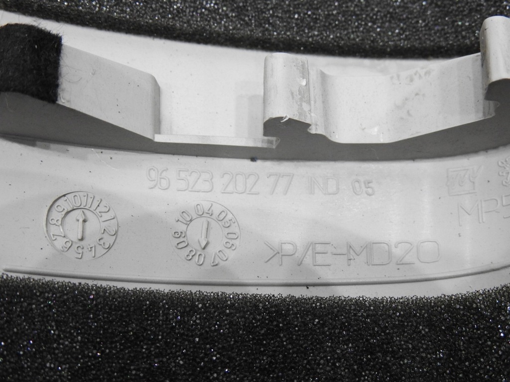 фото №9, Пластик защита стойка правый перед peugeot 407