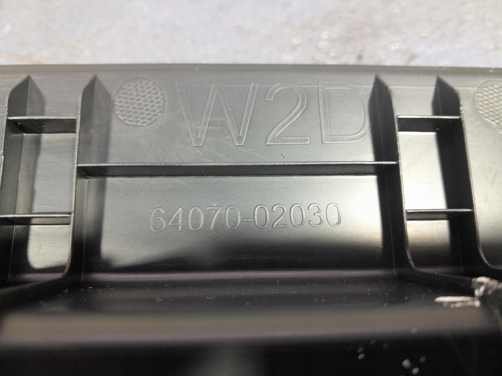 фото №6, Suzuki swace corolla e21 kombi бардачок багажника задняя 64070-02030