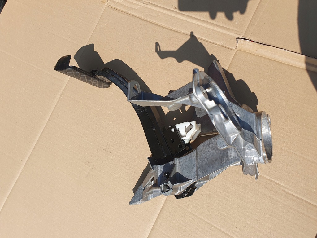 фото №12, 4f1713041n выборщик передач домкрат audi a6 c6 05r 2,4b kombi europa автоматическая коробка передач