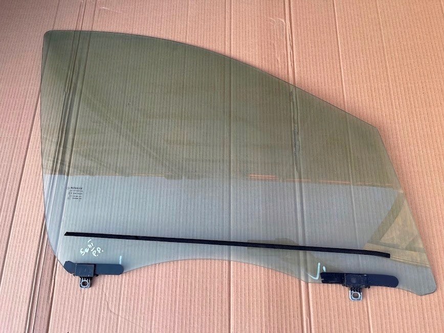 фото №1, Стекло дверь правый перед renault scenic iii '2013 оригинальный номер : 803000008r