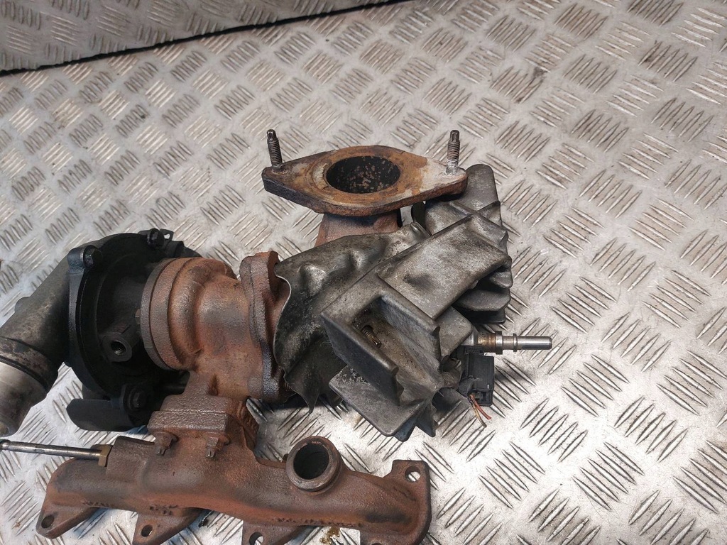 фото №12, Турбонагнетатель турбина dacia sandero i 1.5 dci h82728353 8200771226