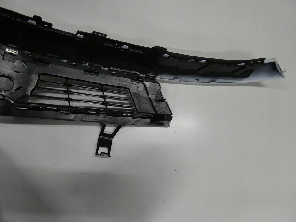 фото №12, Решітка радіатора, решітка радіатора, основа, накладка верхній opel astra vi