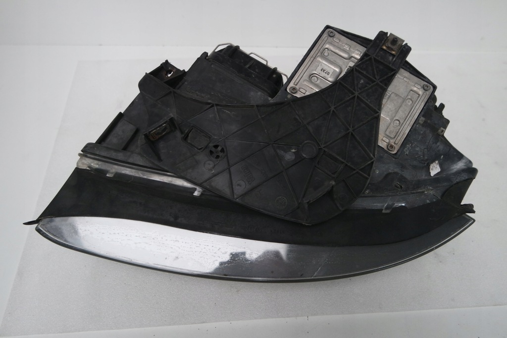 фото №7, Лампа перед права ксенон audi a4 b6 europa демонтаж