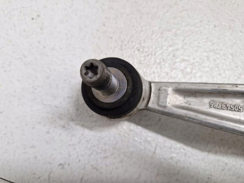 фото №3, Alfa romeo stelvio кронштейн з'єднувач стабілізатора 50543786